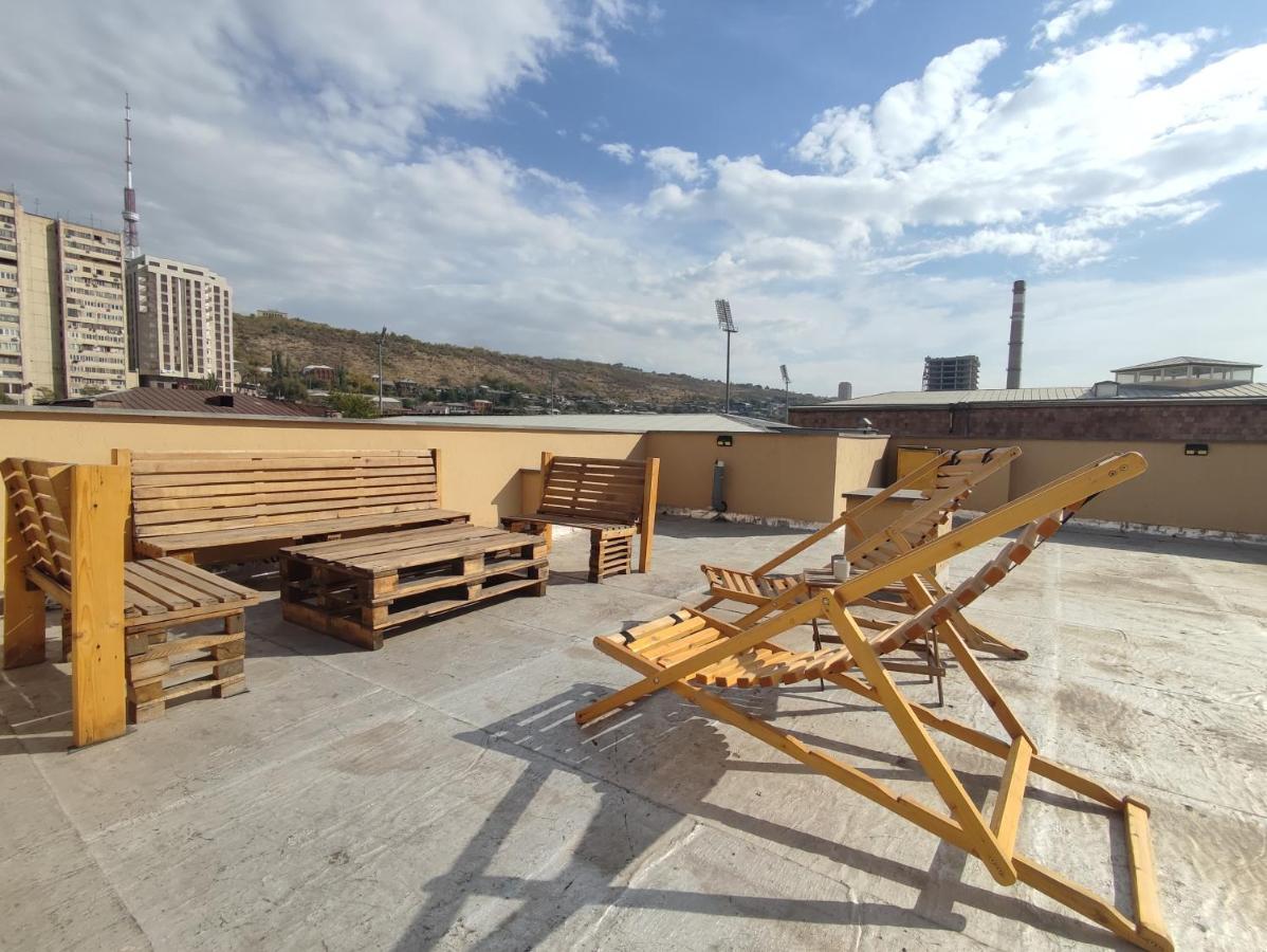 Hotelise I Tulip Apartment Jerevan Exteriör bild